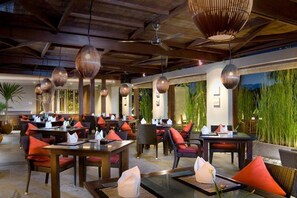 Dining - Kokonut Suites (Seminyak)