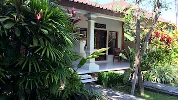 Deluxe Room | Terrace/patio