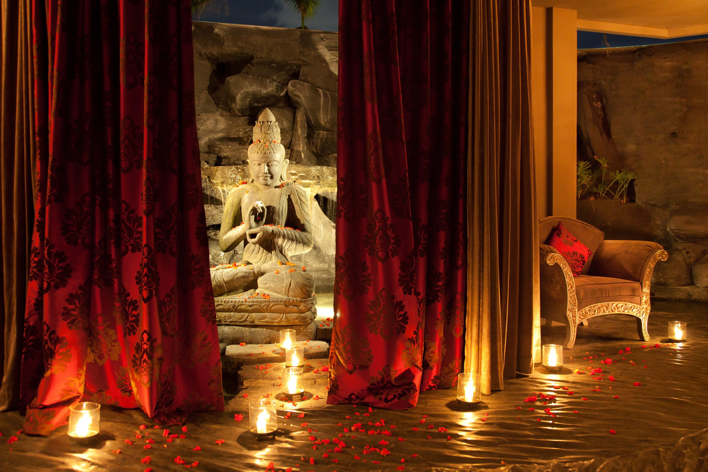 body treatments, aromatherapy, thai massages, reflexology