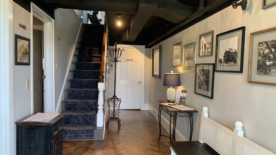 Woodbridge Inn & Tavern