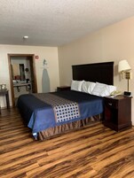 Ferros/tábuas de passar roupa, Wi-Fi de cortesia, roupa de cama