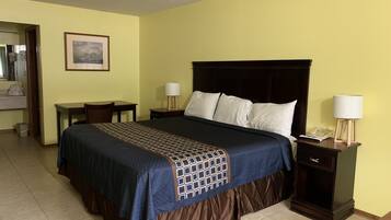 Phòng truyền thống, 1 giường cỡ king | Bàn ủi/dụng cụ ủi quần áo, truy cập Internet không dây miễn phí