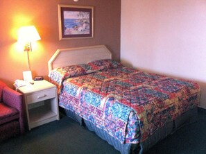 Egyptian cotton sheets, desk, blackout curtains, iron/ironing board