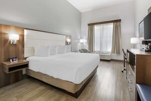 标准房, 1 张特大床, 无烟房, 冰箱和微波炉 | 高档床上用品、羽绒被、办公桌、笔记本电脑工作区