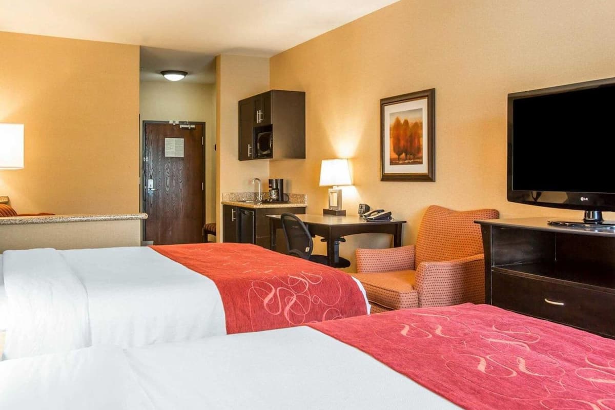 Pillow-top beds, in-room safe, desk, laptop workspace