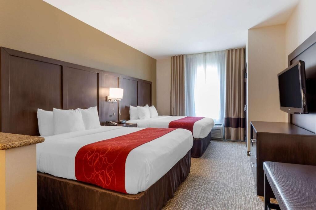 Pillow-top beds, in-room safe, desk, laptop workspace