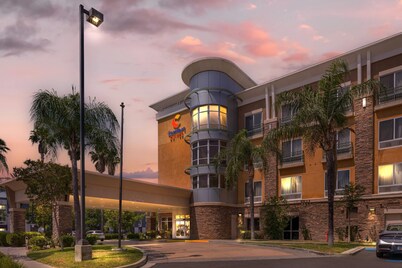 Comfort Suites Ontario Airport Convention Center