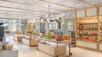 Déjeuner à emporter servi tous les jours en supplément