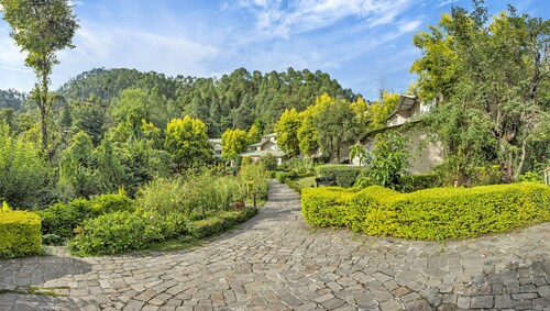 Club Mahindra Binsar
