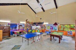 Spielezimmer