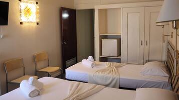 Economy Twin Room