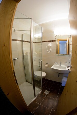 Free toiletries, hair dryer, towels - Salzburger Dolomitenhof (Annaberg-Lungoetz)