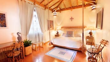 Deluxe King Room | 1 多间卧室、高档床上用品、羽绒被、加厚床垫