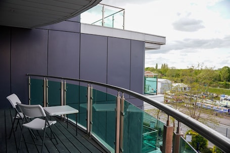 Suite, 1 King Bed, Balcony | Terrace/patio