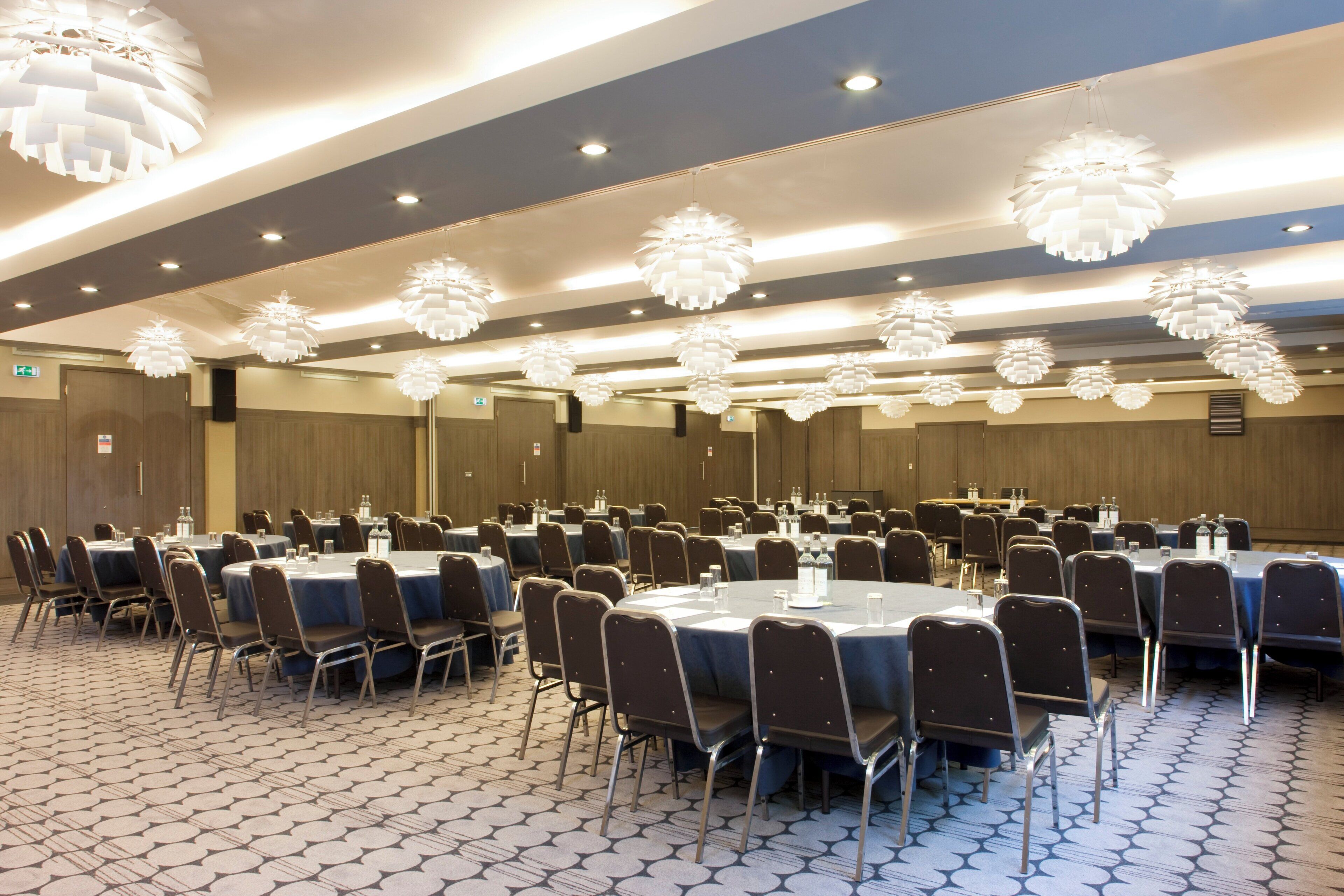 Photo - Crowne Plaza London   Kingston By Ihg