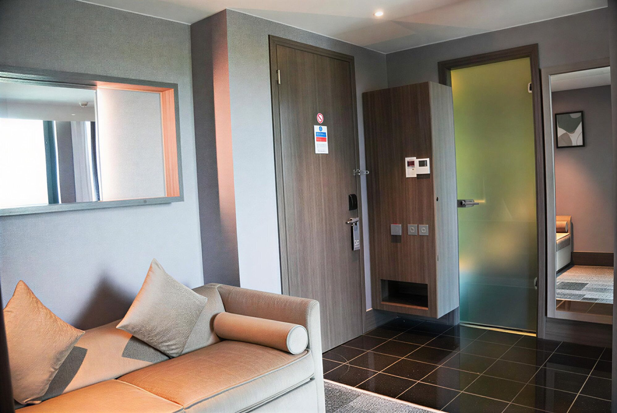 Suite, 1 King Bed, Balcony | Hypo-allergenic bedding, in-room safe, desk, blackout drapes