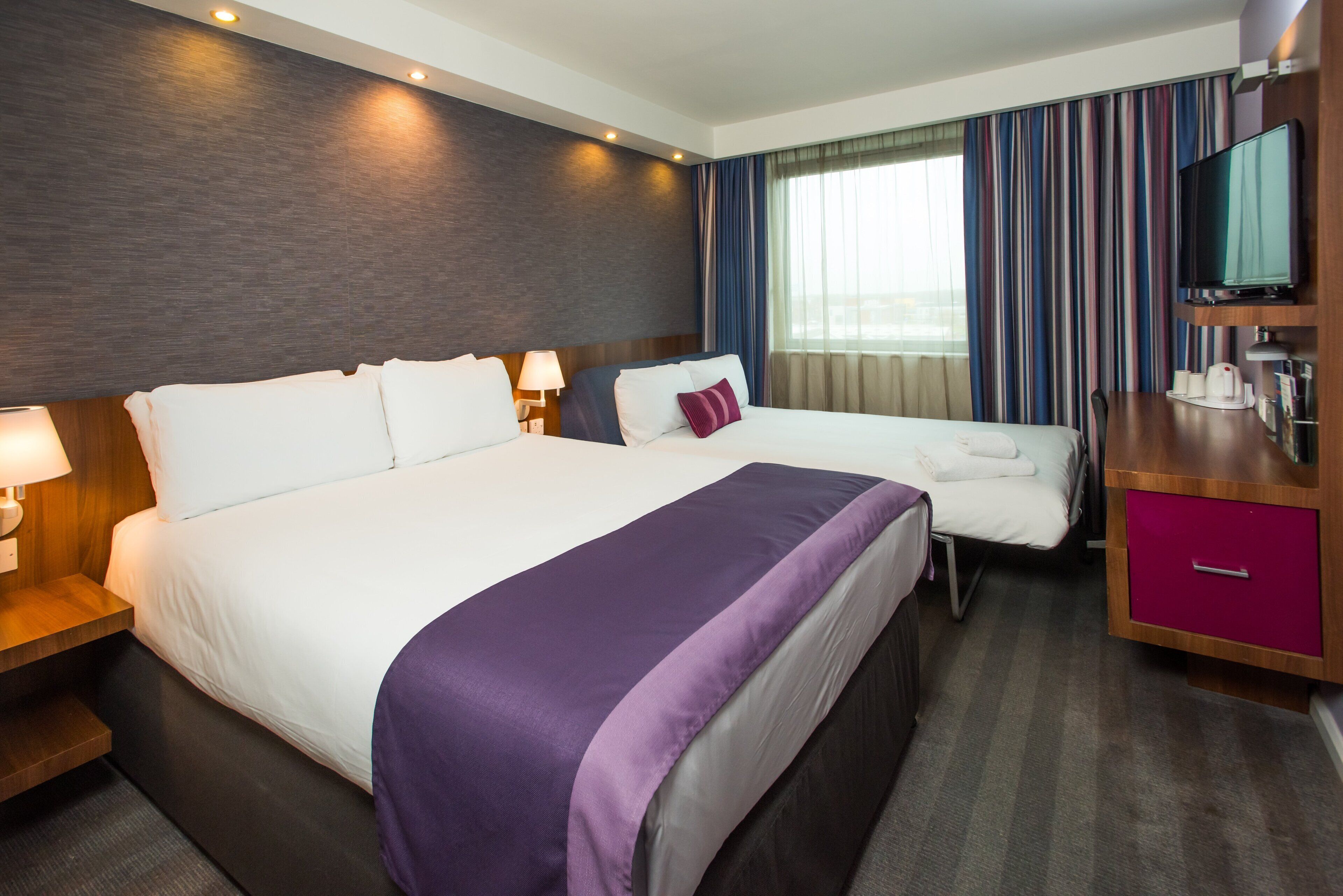 standard room, 1 double bed with sofa bed (with free hot breakfast) | room amenity