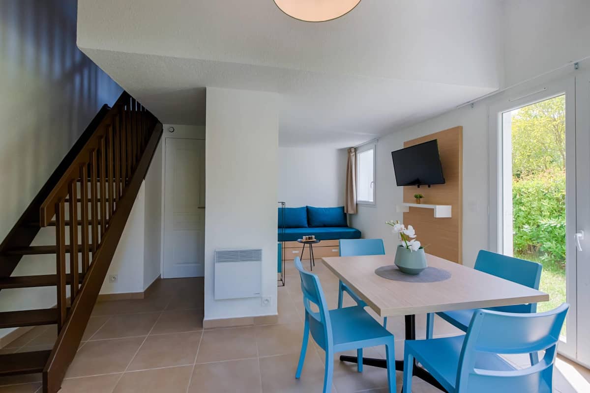 Appartement 1 chambre 4 personnes | Ylelliset vuodevaatteet, työpöytä
