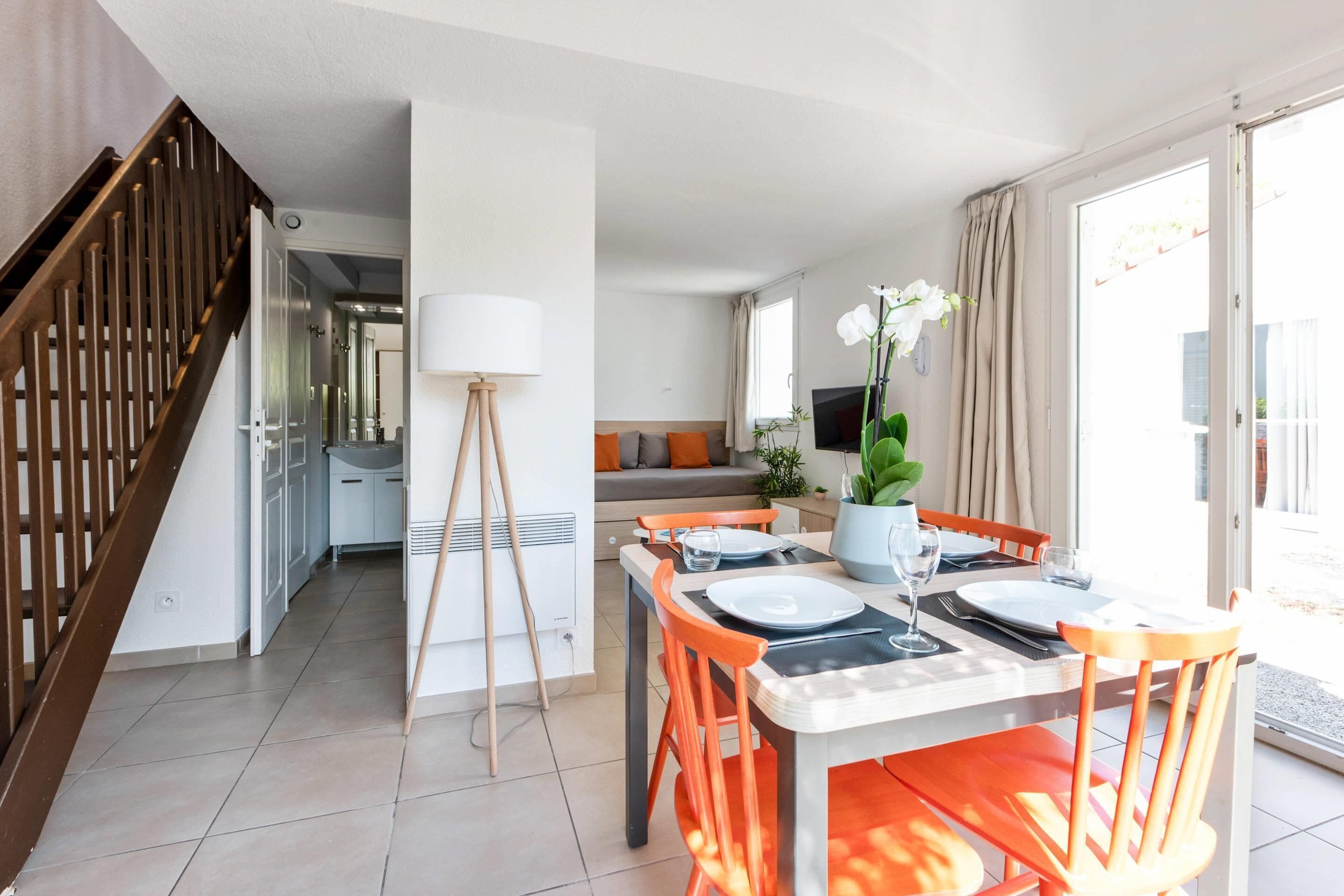 Appartement 1 chambre eco 4 personnes, | Premium bedding, individually furnished, desk, laptop workspace