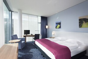 Tomannsrom – superior | Allergitestet sengetøy, minibar, safe på rommet og skrivebord