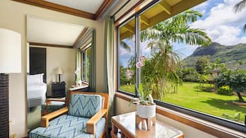 Chambre Deluxe, 1 trĂšs grand lit, vue montagne (No Resort Fee, Free Breakfast) | Vue sur les montagnes