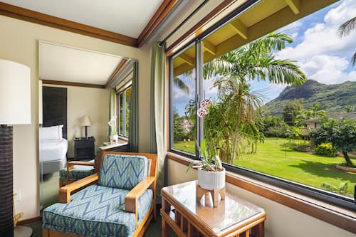 Deluxe Room, 1 King Bed, Mountain View (No Resort Fee, Free Breakfast) | Mountain view