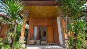 Unclassified image, 5 of 102, button - Sinar Bali Hotel (Legian)