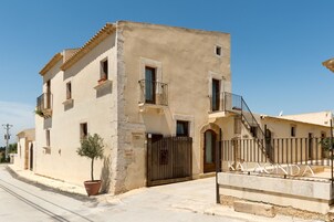 Fachada del alojamiento