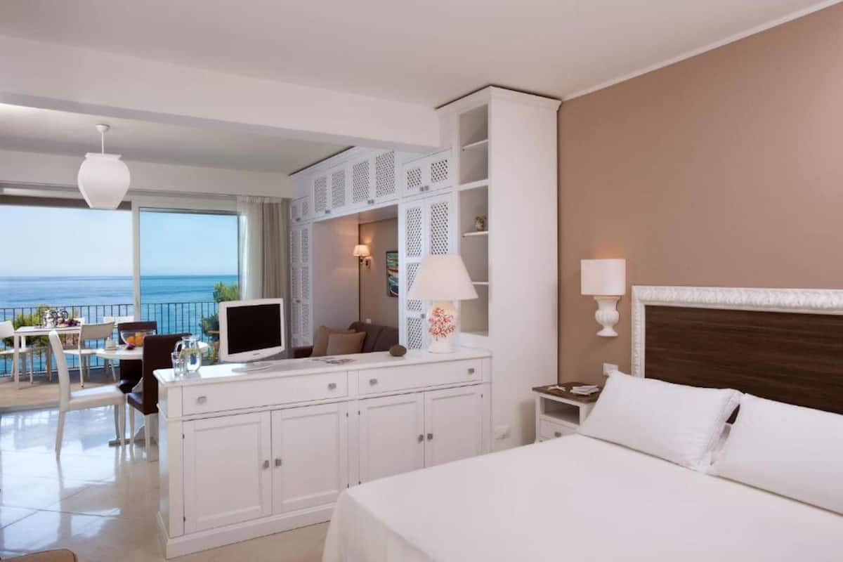 Studio Suite, 1 Bedroom, Balcony, Beachfront | View from room
