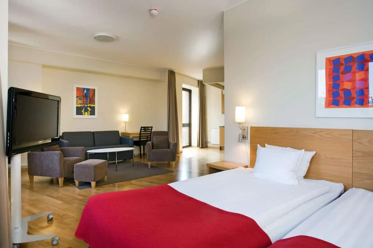 Chambre double, Plusieurs lits | Rideaux d’obscurcissement, système d’insonorisation