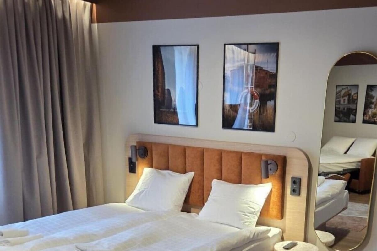 Cortinas blackout y sistema de insonorización