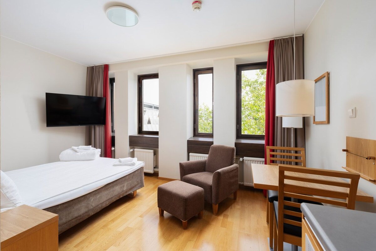 Double Room, 1 Double Bed