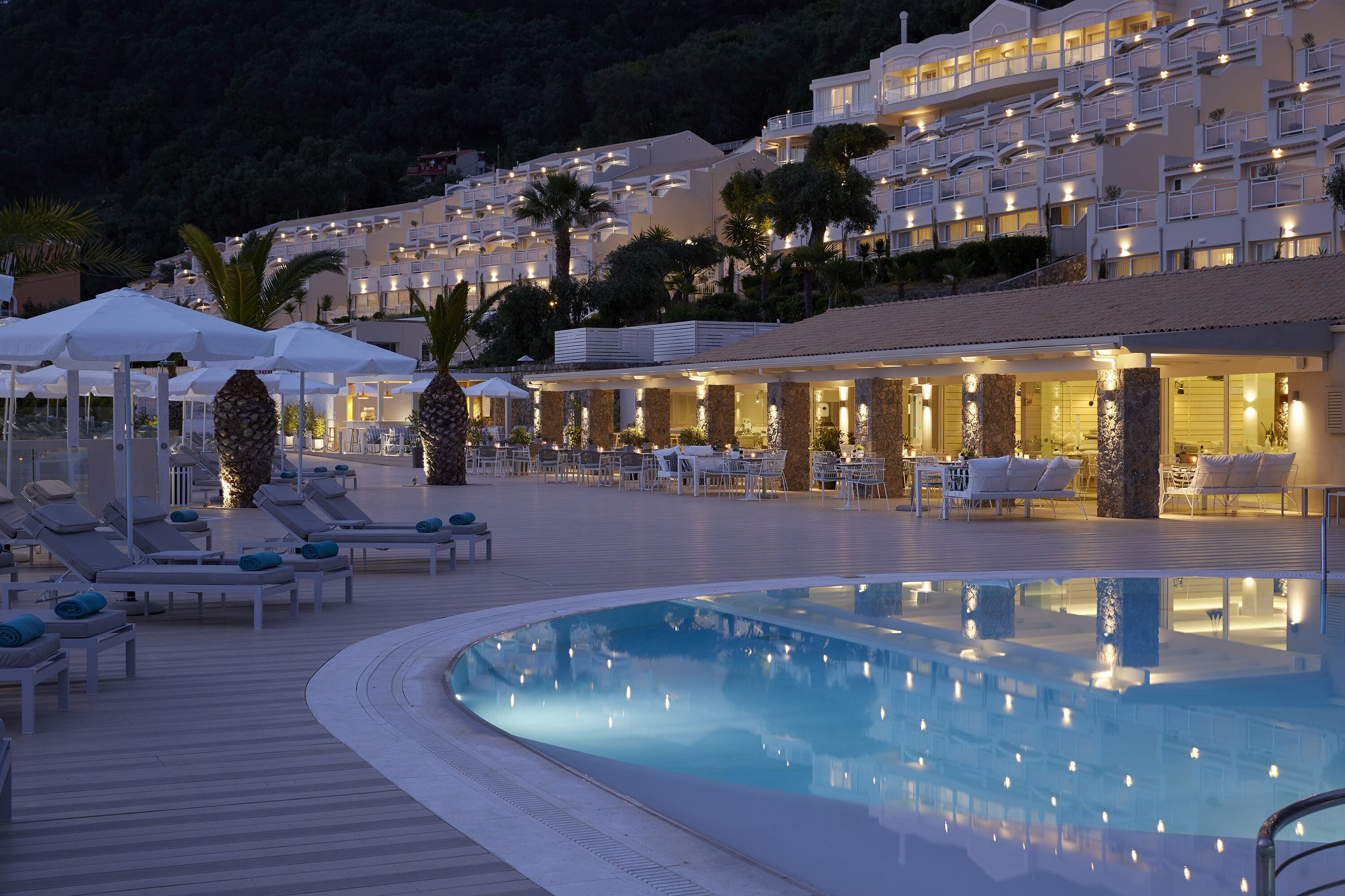 2 outdoor pools, pool umbrellas, pool loungers