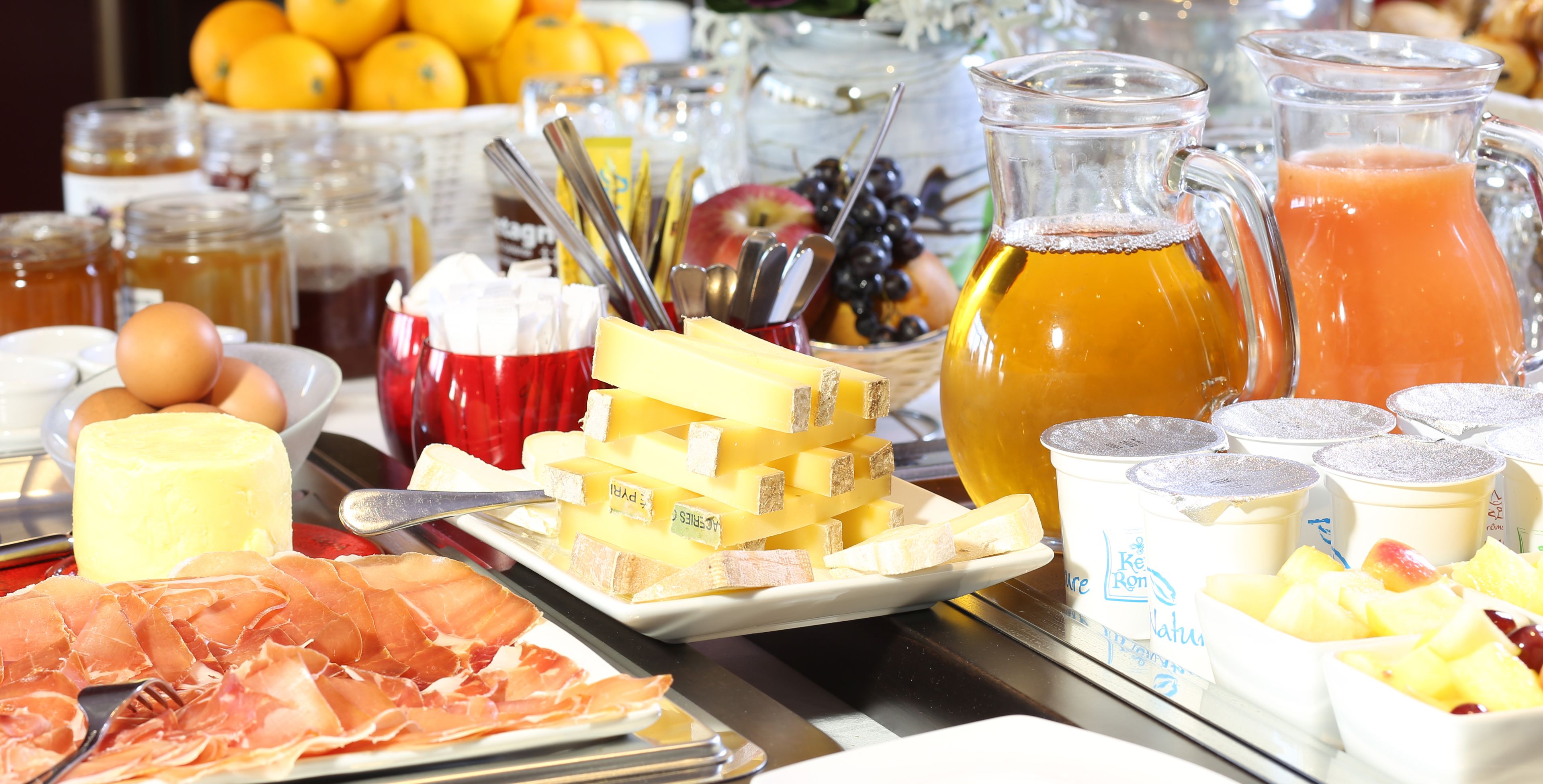 daily buffet breakfast (eur 11 per person)