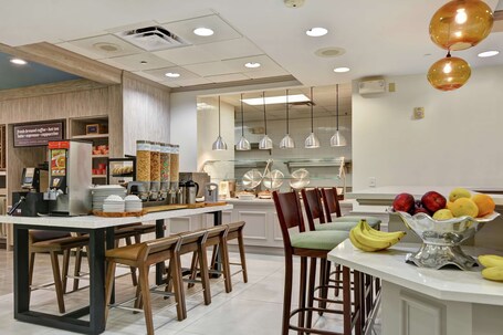 Hilton Garden Inn Lake Buena Vista Orlando - Image 48