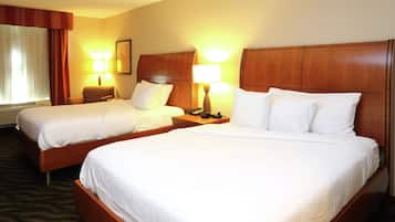 Deluxe Room | In-room safe, iron/ironing board, free cribs/infant beds, rollaway beds