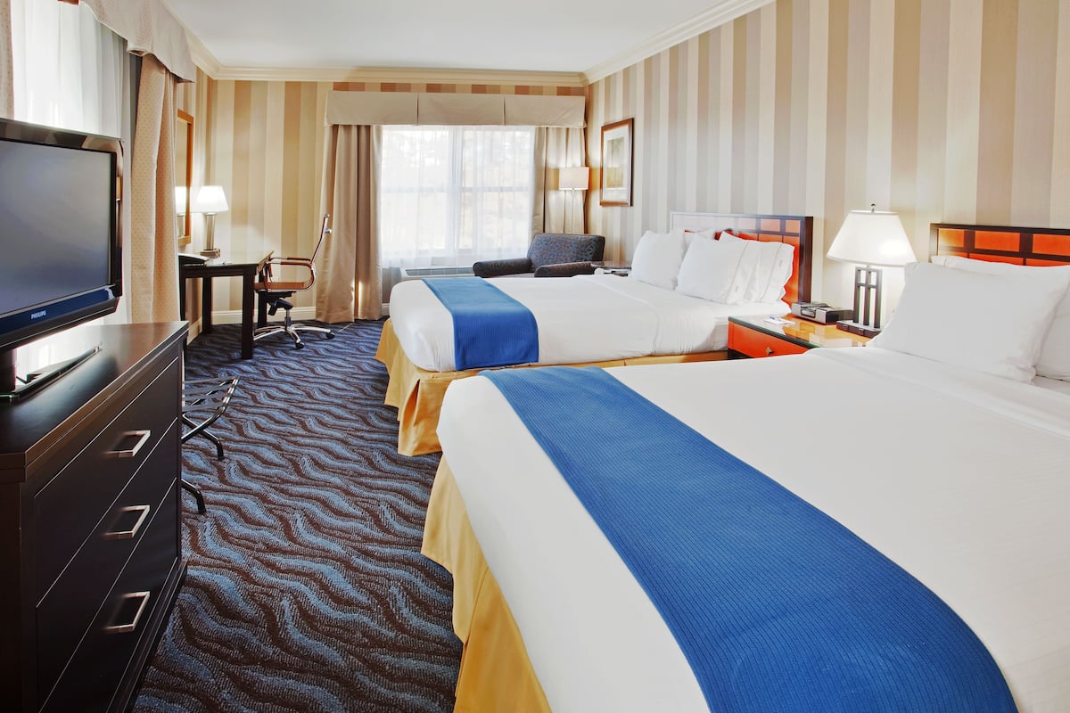 1 bedroom, desk, blackout curtains, iron/ironing board