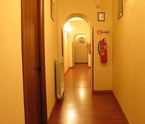 Hallway - Duomo Hotel (Naples)
