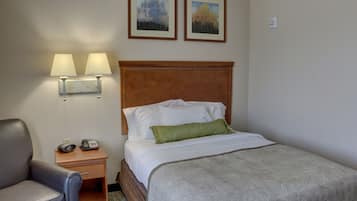 Suite, 1 Bedroom | Desk, iron/ironing board, free rollaway beds, free WiFi