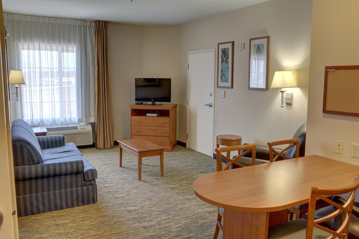 Suite, 1 Bedroom | 1 bedroom, desk, iron/ironing board, free rollaway beds