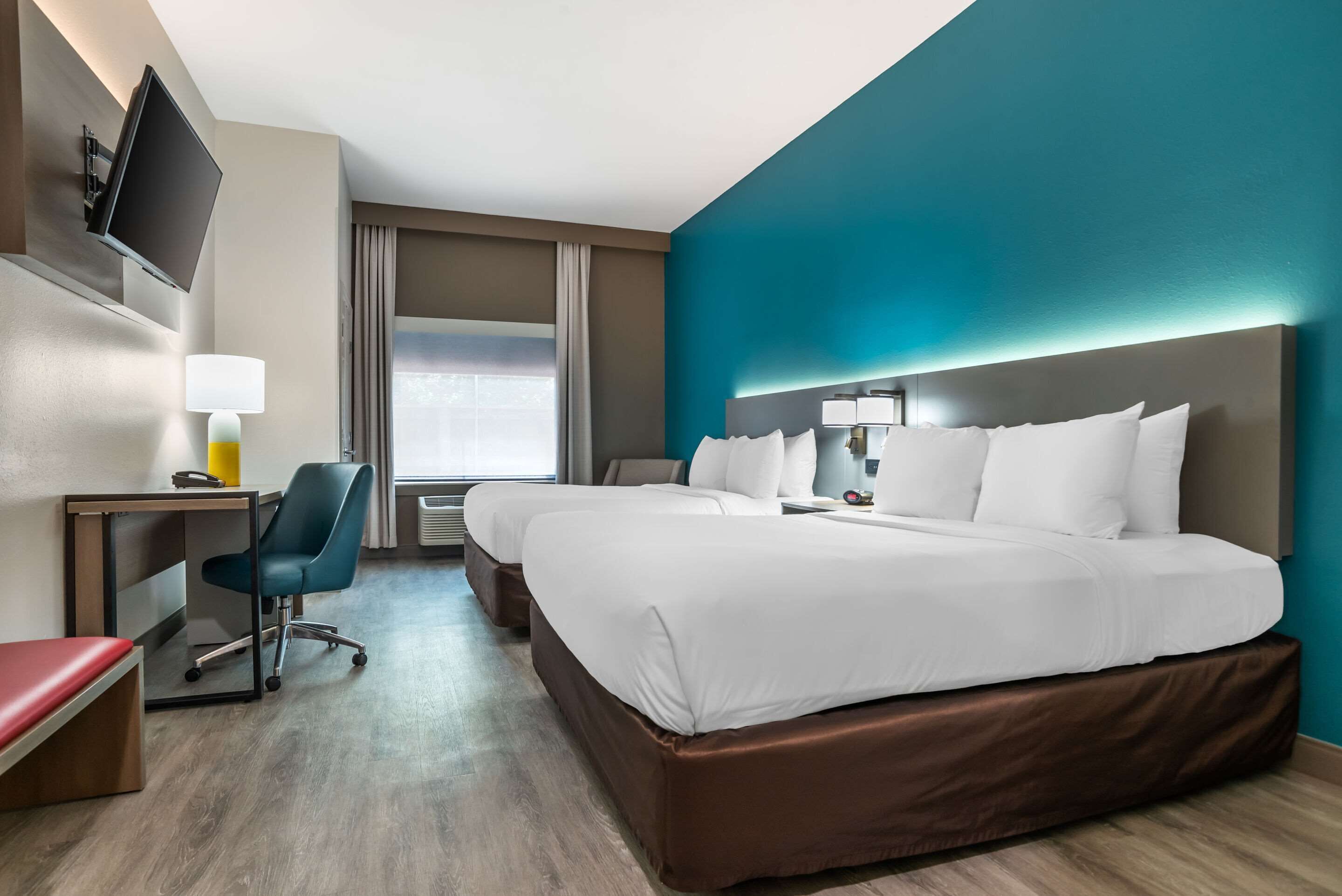 standard room, 2 queen beds, non smoking | desk, iron/ironing board, free cots/infant beds, rollaway beds