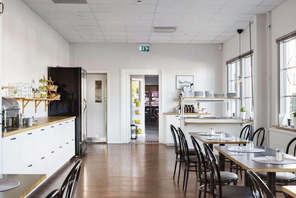 Petit déjeuner buffet compris tous les jours