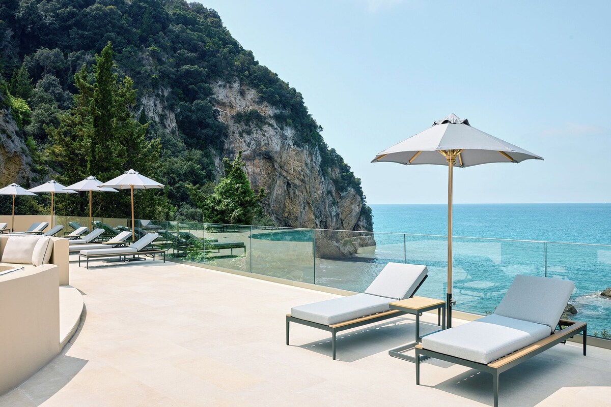 corfu group bookings
