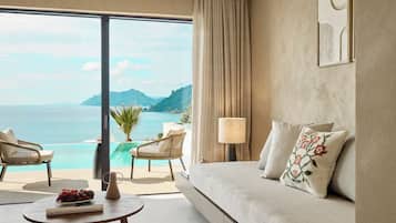 Open Plan Suite Sea View Private Pool