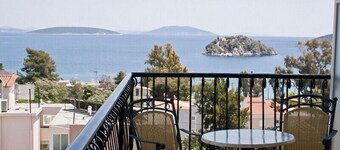 Alonia Studios & Maisonettes