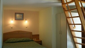 Unclassified image, 2 of 31, button - Alonia Studios & Maisonettes (Nafplio)