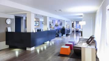 酒吧(店内)