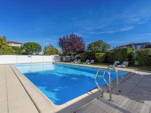 Seasonal outdoor pool - Residhome Toulouse Occitania (Toulouse)