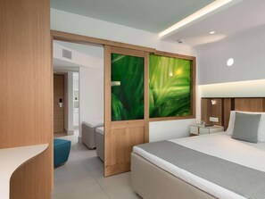 Peralatan tempat tidur premium, tilam berlapik, peti besi dalam bilik 