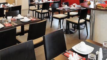Daily buffet breakfast (EUR 18 per person)